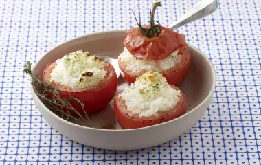 Tomates farcies au riz crémeux
