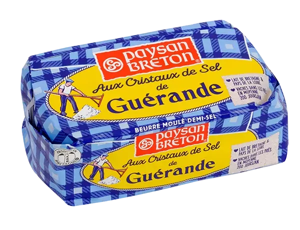 Gevormde boter met zoutkristallen uit Guérande